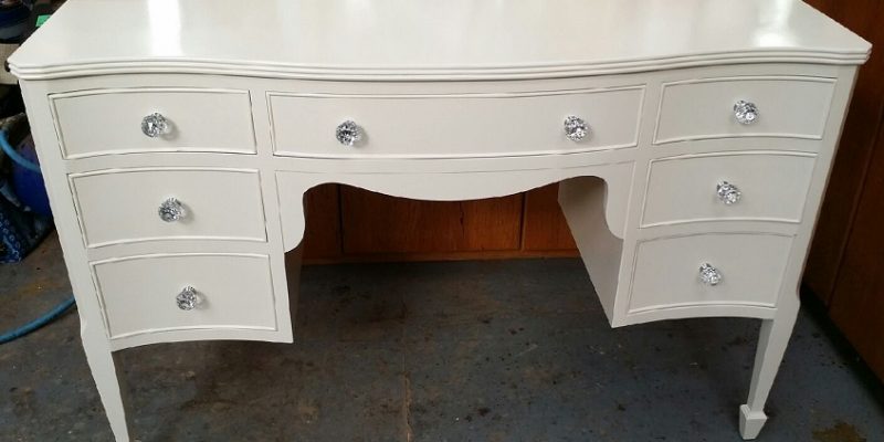 white-painted-furniture